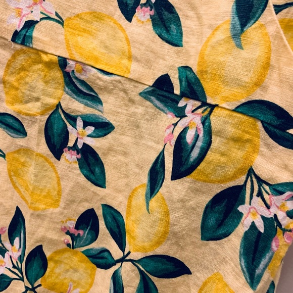 NEW DRAPER JAMES LEMON FLORAL DRESS. SIZE 2 - Picture 2 of 4